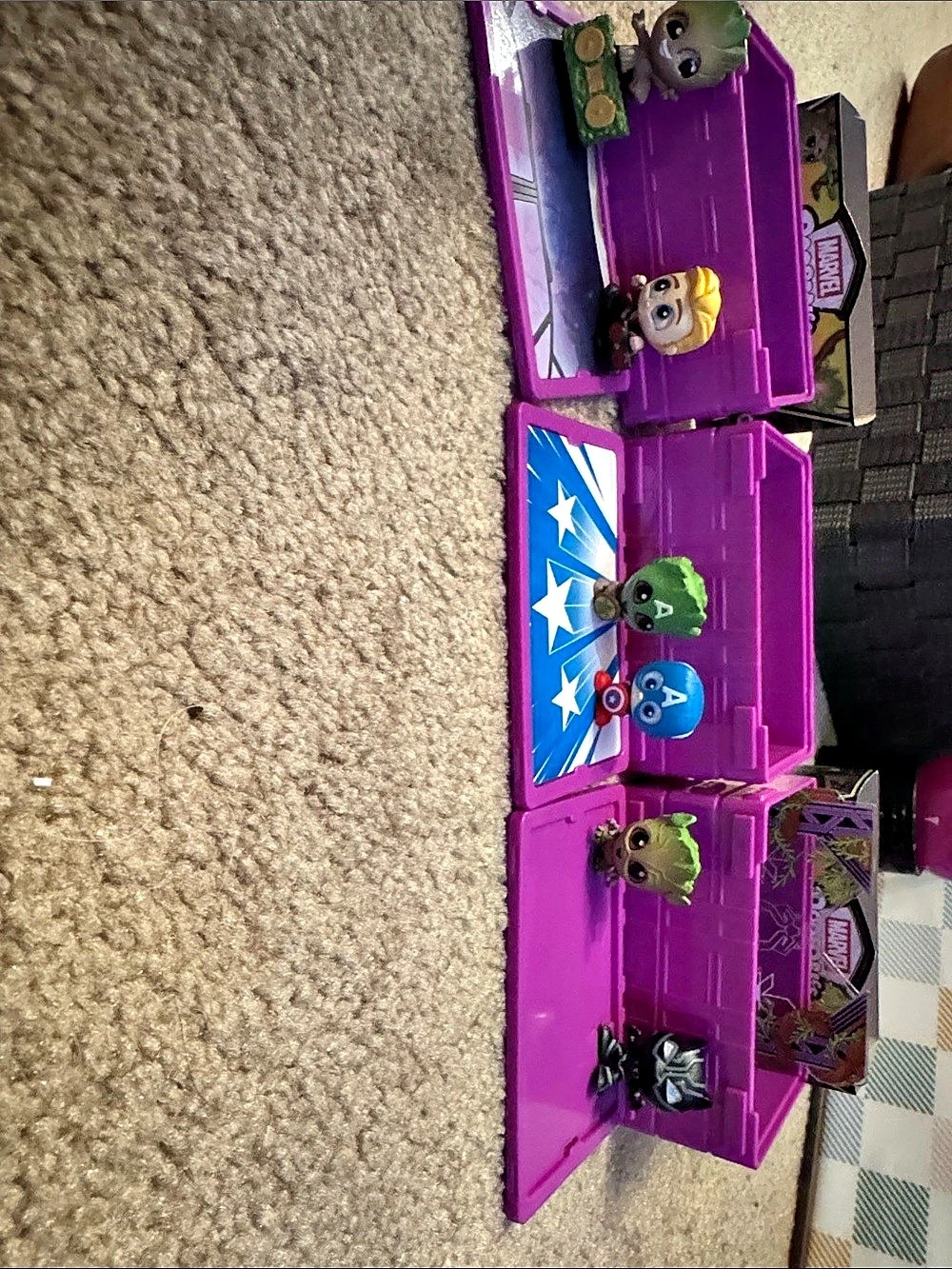 Marvel Dogobees Purple Action Figure Playset